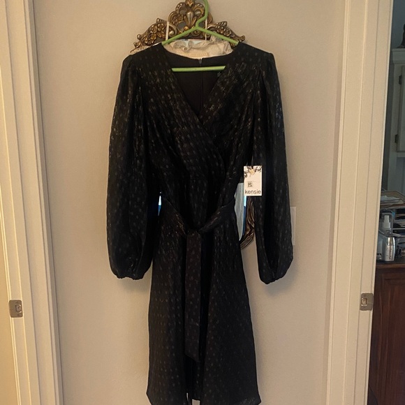 Kensie Dresses & Skirts - Kensie Black Long Sleeve Dress